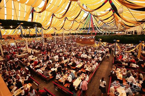 3.2oktoberfest_beergarden