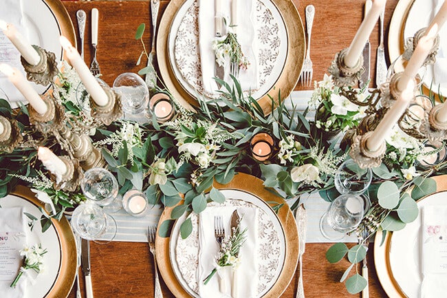 bird's eye view of wedding table top