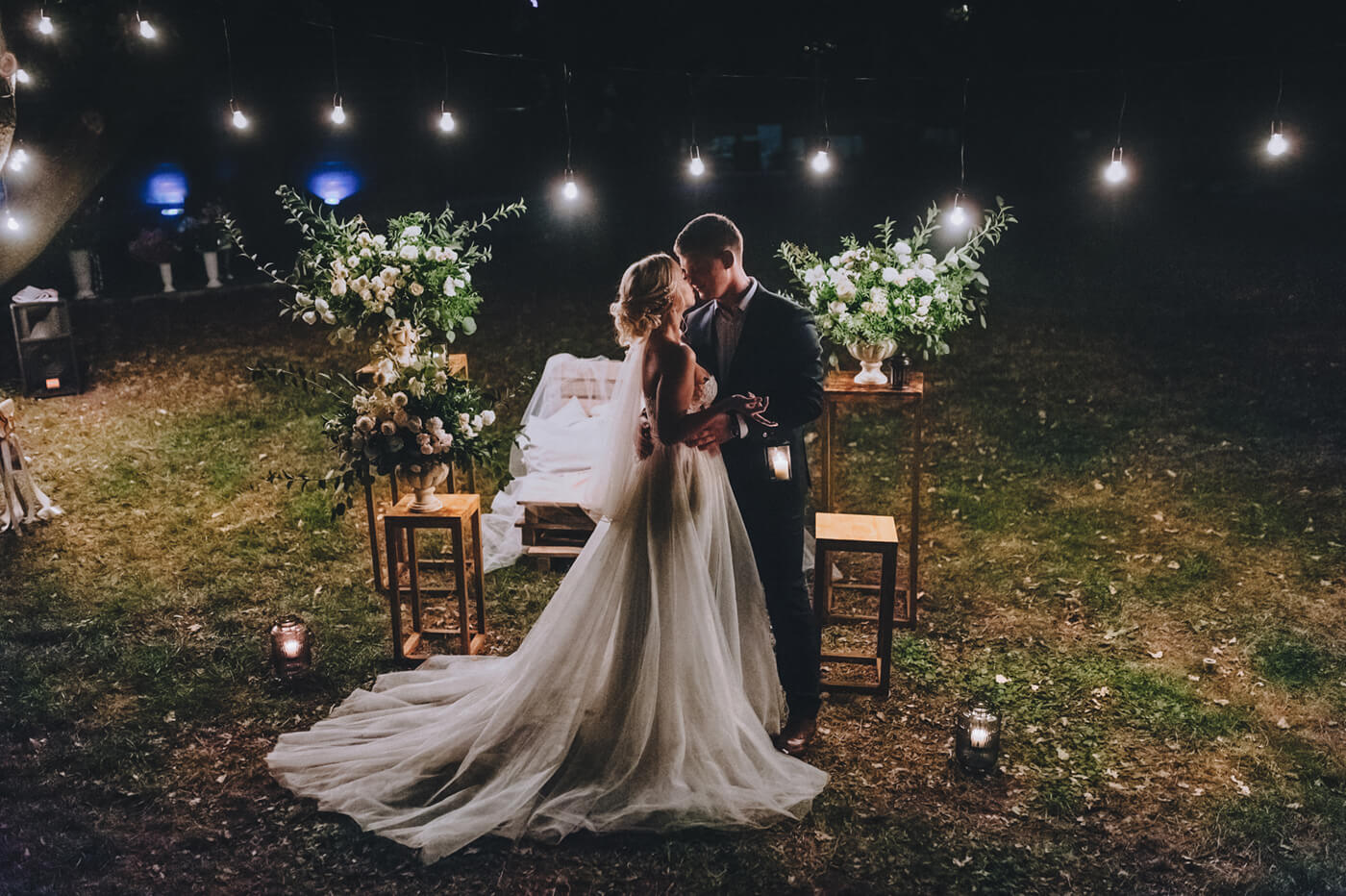 Choosing the Right Wedding Photos for Your Album