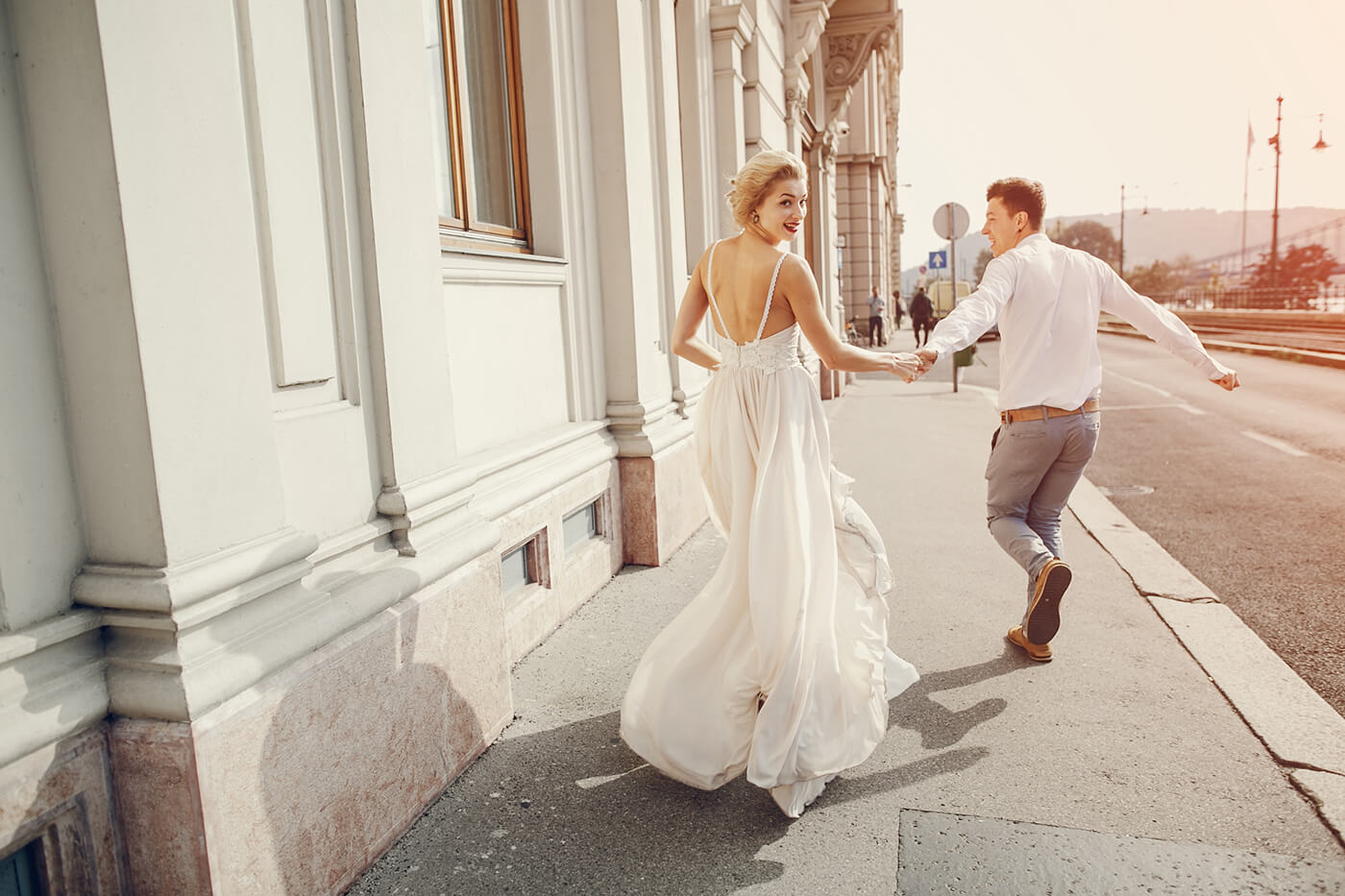 10 Must-Try Wedding Group Poses I ShootDotEdit