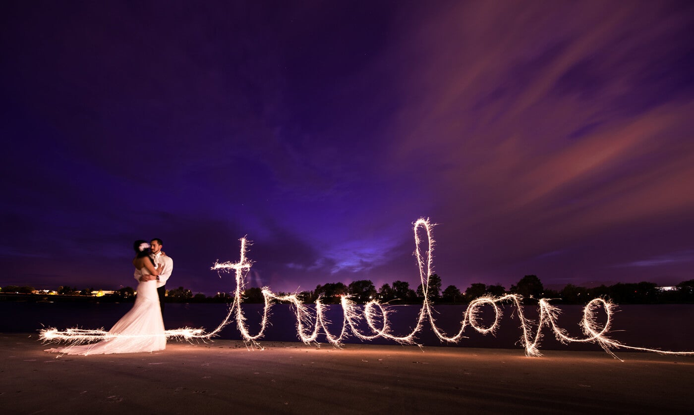 sparkler photography and wedding couple