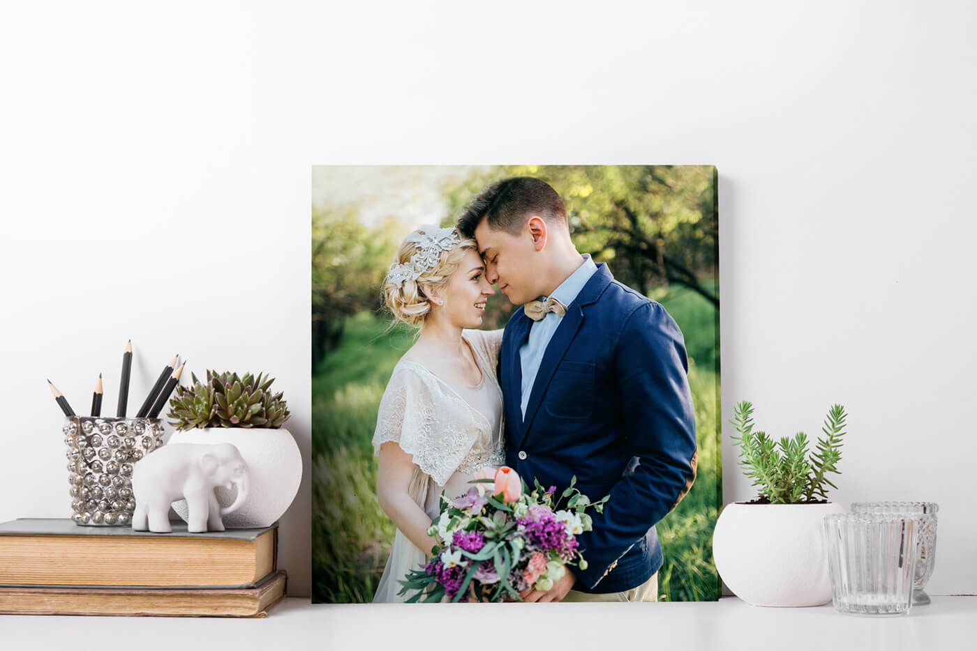 wedding couple on canvas by printiqe