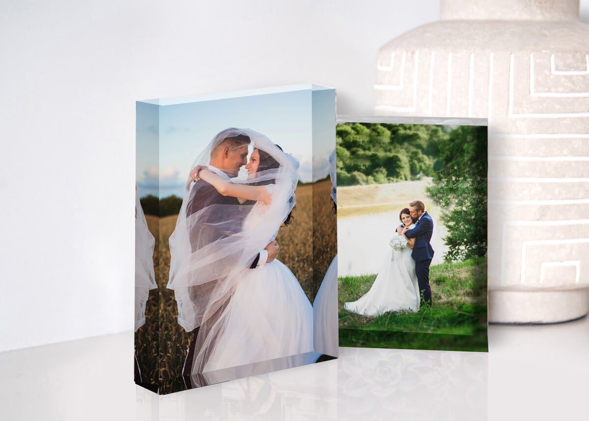 brdial couple on thick acrylic blocks by printique
