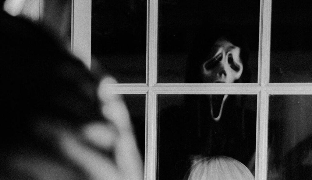 Long Island Photographer Christie Monteleone masters the re-enactment of the opening to Scream in this Halloween photoshoot.
