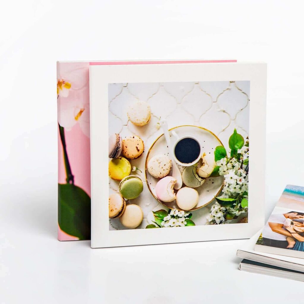 Create a mini recipe book using our mini photo book templates.