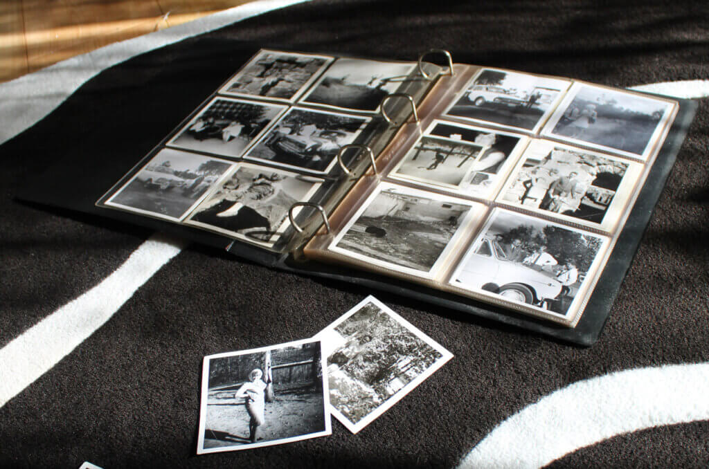 Photo prints fill a scrapbook in this frame-free way to use photo prints.