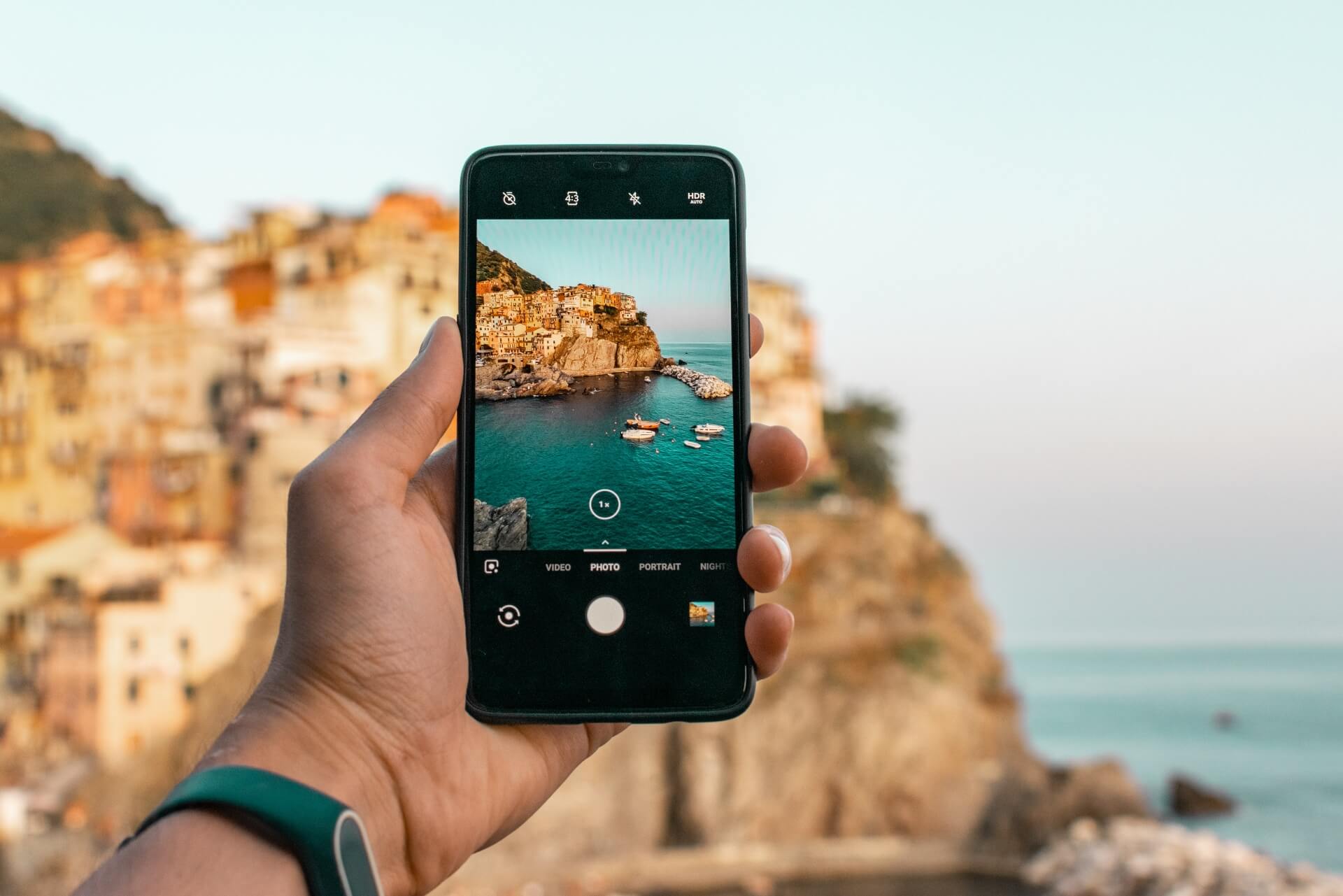8 Must-Have Mobile Photography Tools