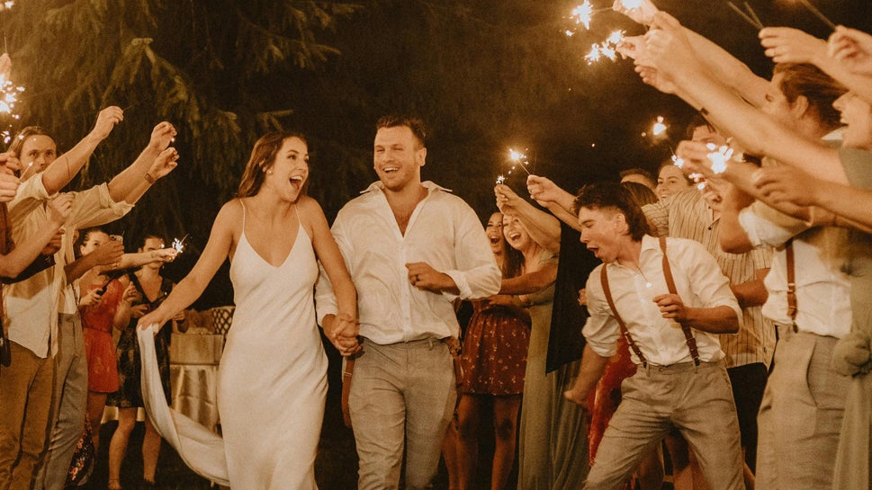 How AI Can Simplify Wedding Photography Planning: Smarter Timelines & Shot Lists
