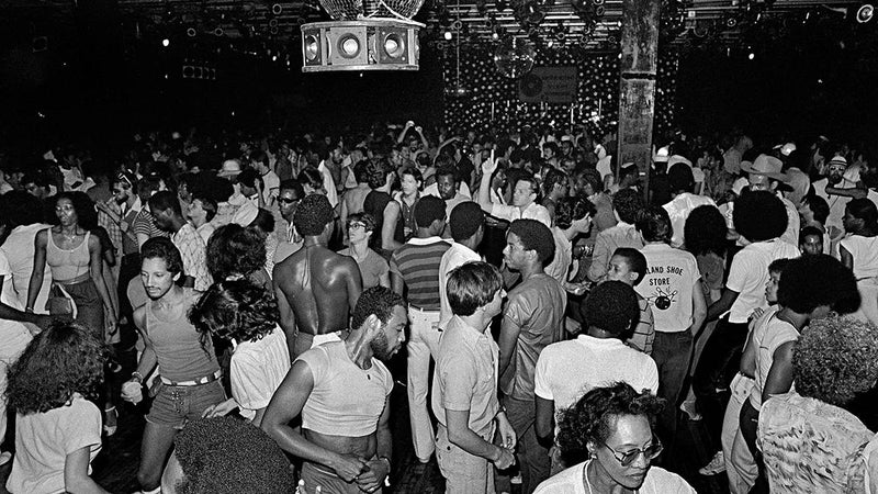 Lens & Soul | Bill Bernstein Photographing the New York That Came Alive After Dark